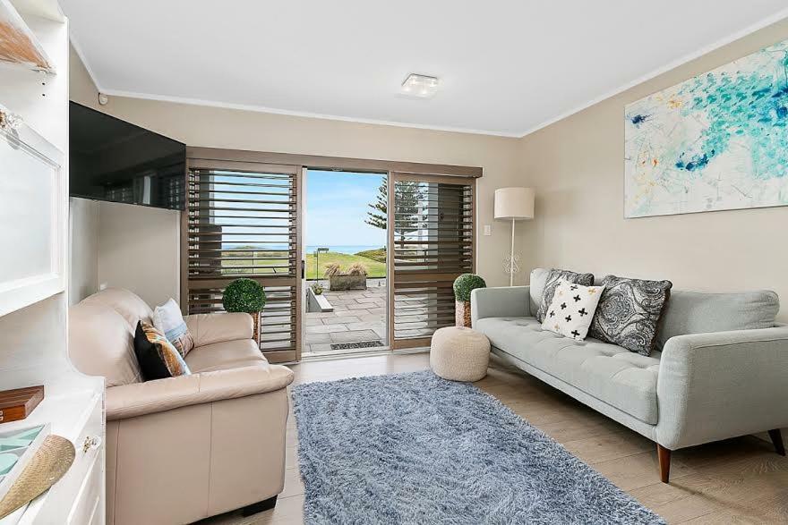 Beachfront Location Apartman Mount Maunganui Kültér fotó