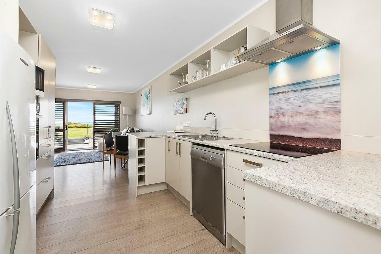 Beachfront Location Apartman Mount Maunganui Kültér fotó
